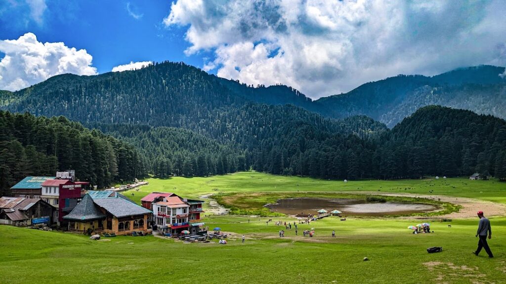 Khajjiar - How to reach khajjiar